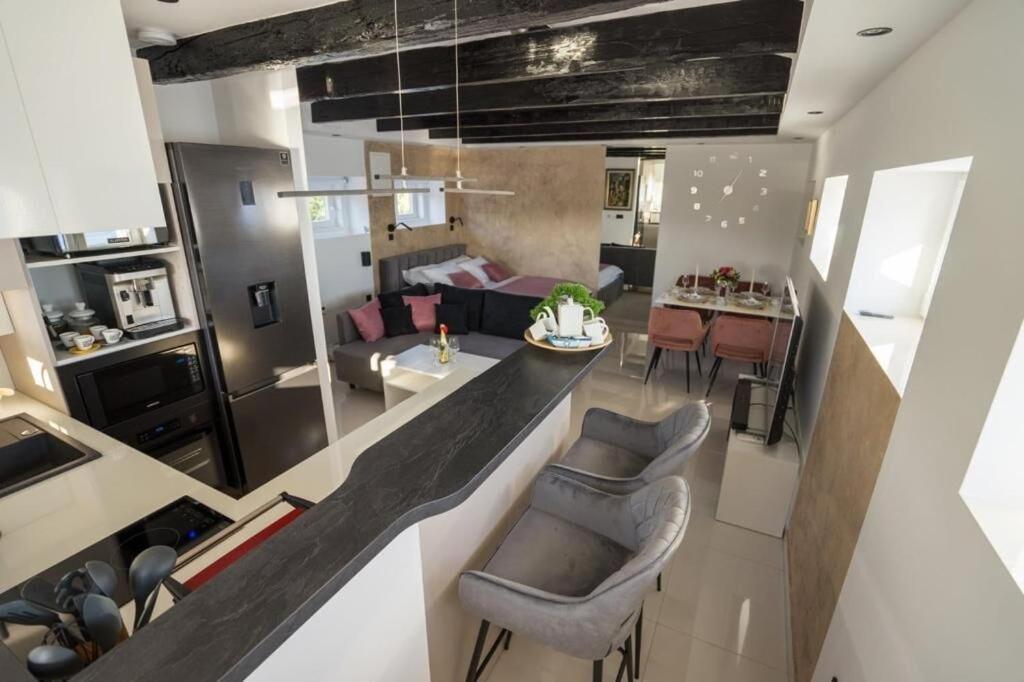 Apartment Royal Studio リエカ エクステリア 写真