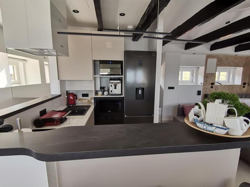 Apartment Royal Studio リエカ エクステリア 写真