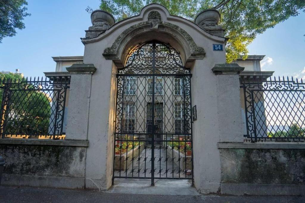Apartment Royal Studio リエカ エクステリア 写真